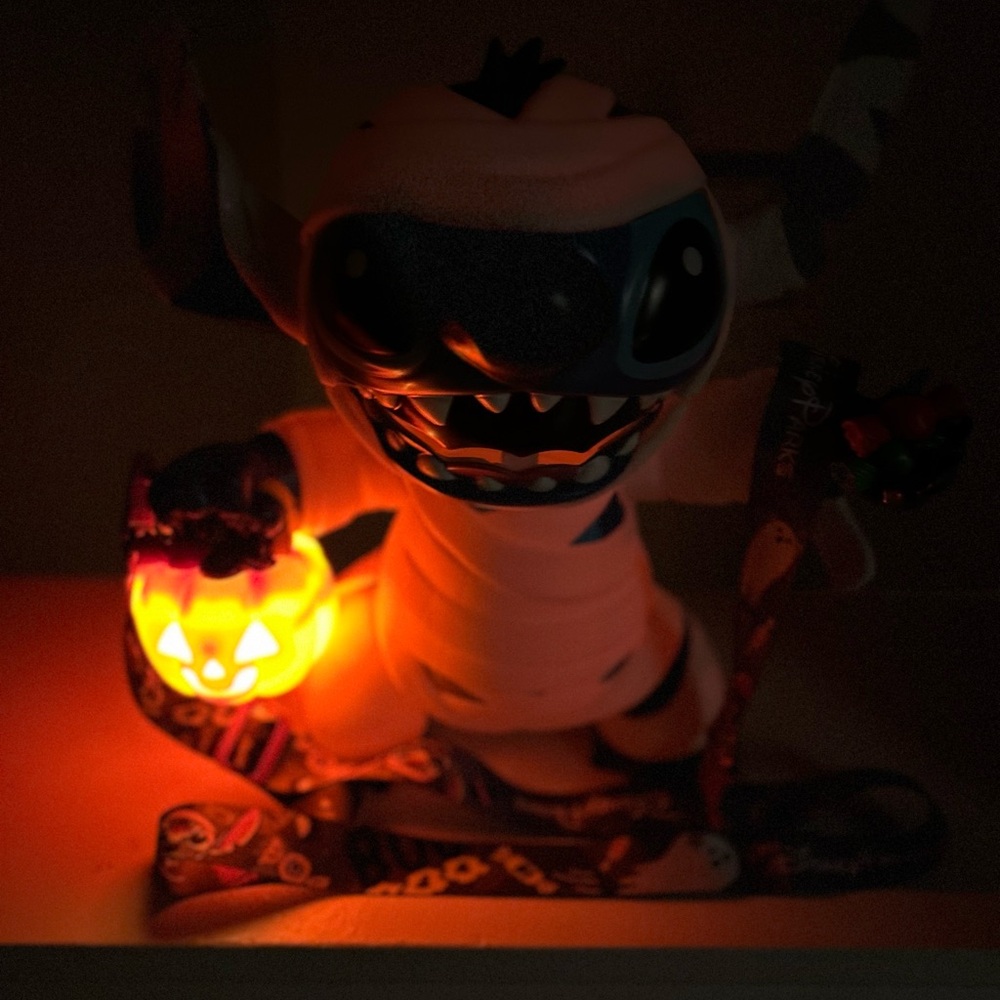 Stitch Halloween Glow in the Dark Light-Up Popcorn Bucket - Picture 5 of 11